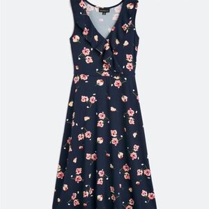 Chic Navy Floral Midi Dress